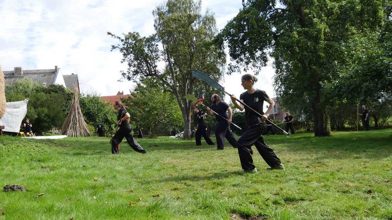 Mui Fa Siu Tiu - Hellebardenform
